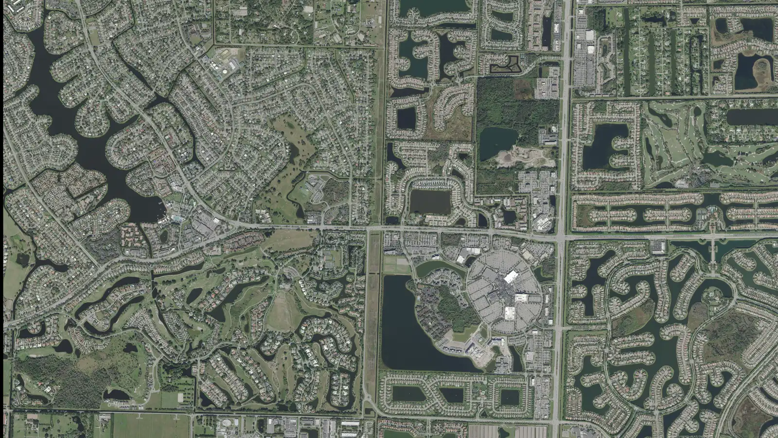 Central and eastern Wellington from above: Lake Wellington, Palm Beach Polo, the Mall at Wellington Green and Olympia, in a USDA aerial photograph from 2022.